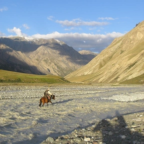 Flussdurchquerung, Tien Shan, Kirgisien