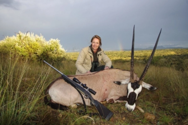 Oryx Omujeve Safaris