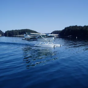 Transport mit Wasserflugzeug, Alaska